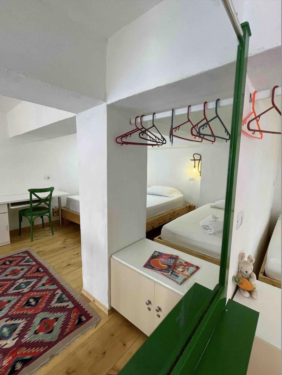 My Wooden Apartments Tirana Buitenkant foto